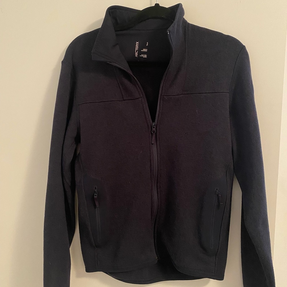Mens Arcteryx Covert Cardigan Kingfisher Navy Blue Full Zip Sweater Size Small